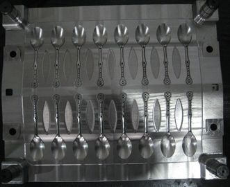 Máquina plástica durável da modelação por injeção para a faca descartável de Fook da colher