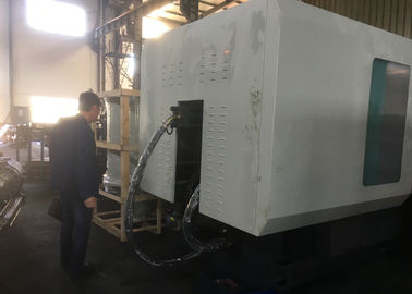 Grande máquina plástica da modelação por injeção com sistema do filtro de óleo 1100 toneladas de 1600KG